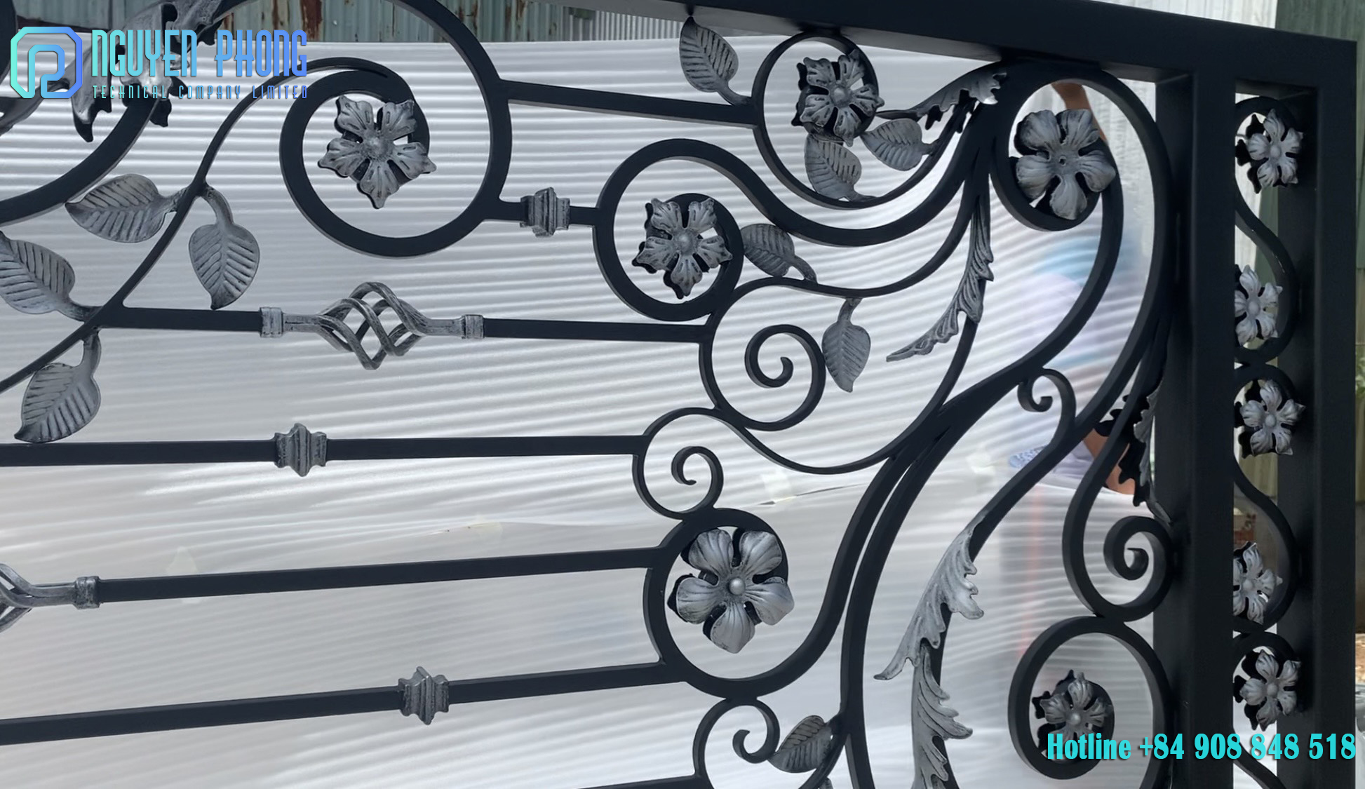 ORDERS FOR WROUGHT IRON GATES FOR PRIVATE HOMES FROM THE ORIGINAL MANUFACTURER IN VIETNAM (Orders from Australia & Spain) wrought-iron-main-gate-iron-gate-design-for-villa -manufacture-spain-3.jpg